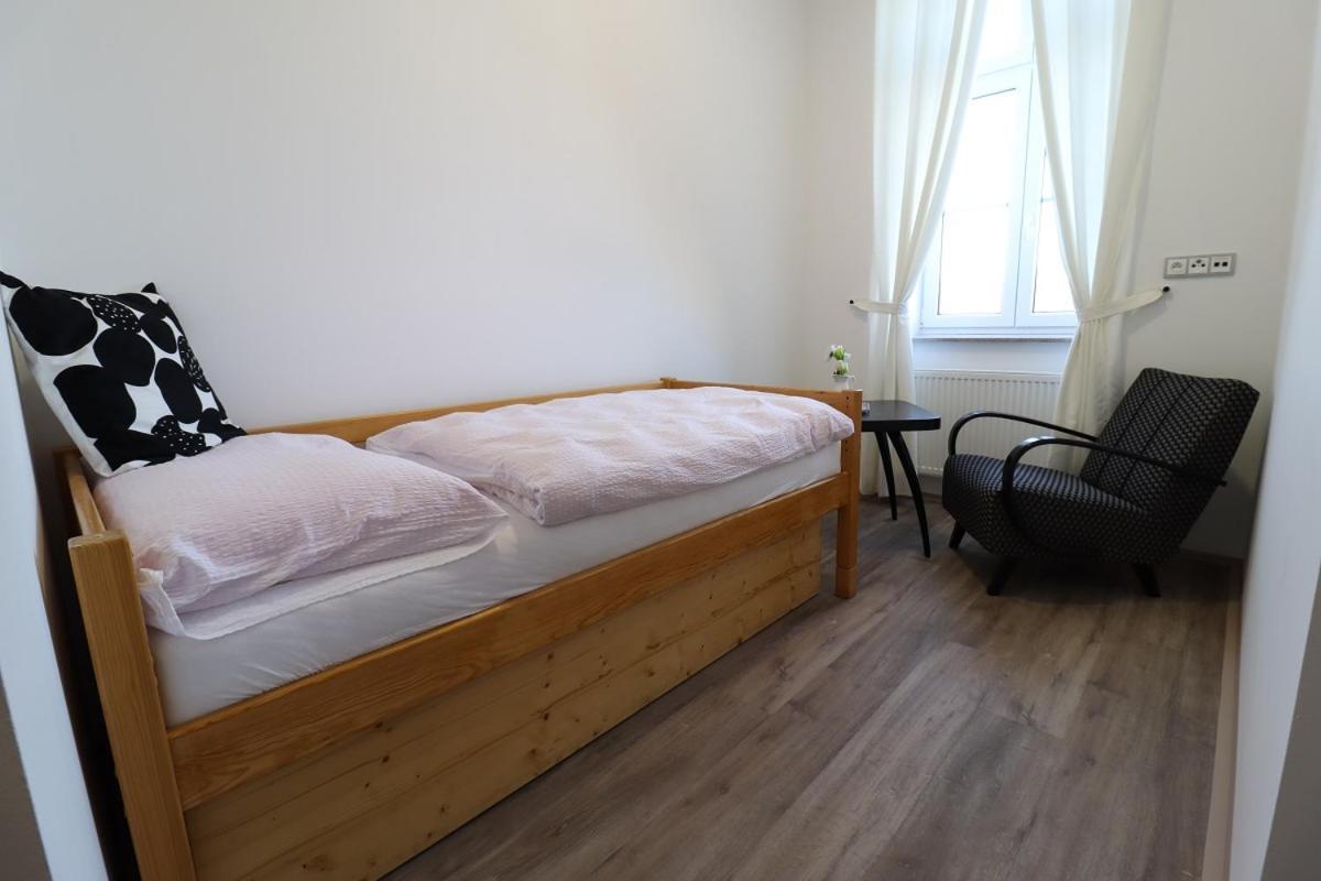 Penzion U Hlavacku Horažďovice Esterno foto