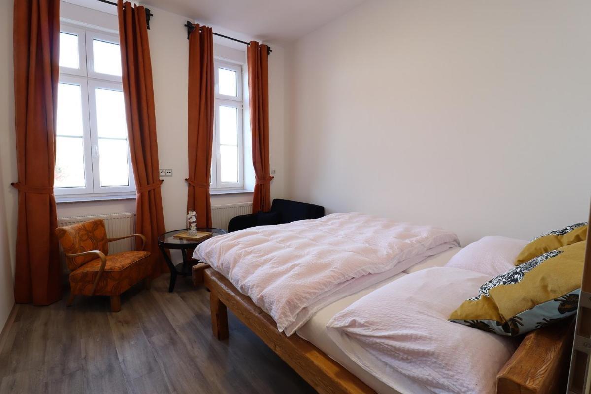 Penzion U Hlavacku Horažďovice Esterno foto